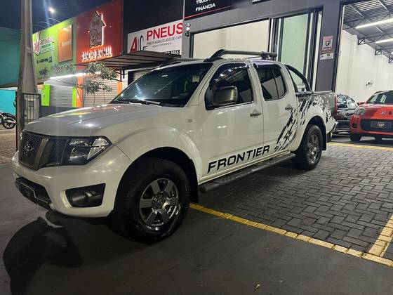 NISSAN FRONTIER 2.5 SV ATTACK 4X4 CD TURBO ELETRONIC DIESEL 4P AUTOMÁTICO